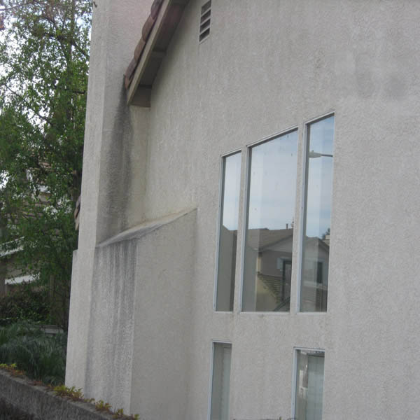 House Pressure Washing/ House Power Washing